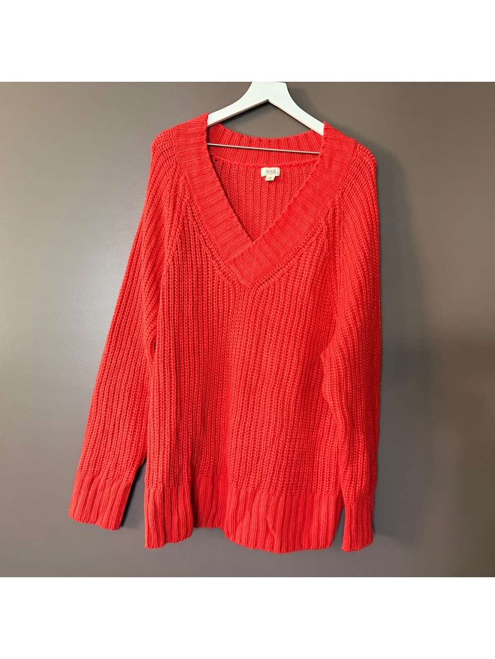 Chunky knit V-neck Orange Red sweater by a.n.a Size XL